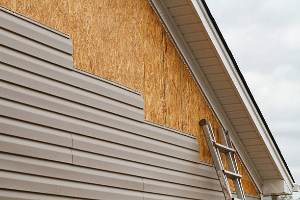 Professional Siding Installation technician working in Aspers, PA
